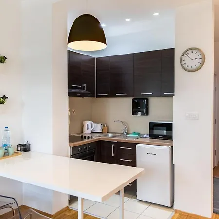 Dali Apartment *